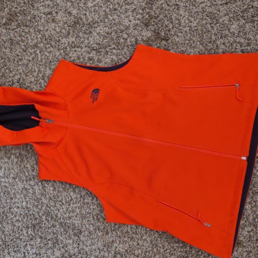North face vest